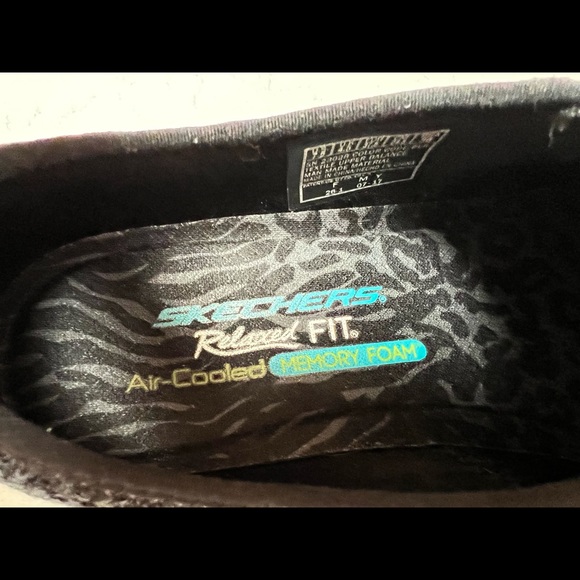 Skechers Relaxed Fit Memory Foam Slip On Black Shoes Women's Size 7.5 SN 23028 - Picture 7 of 8